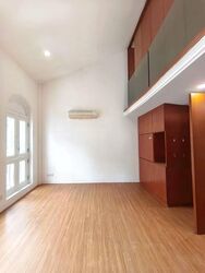 Tras Street (D2), Shop House #585116811